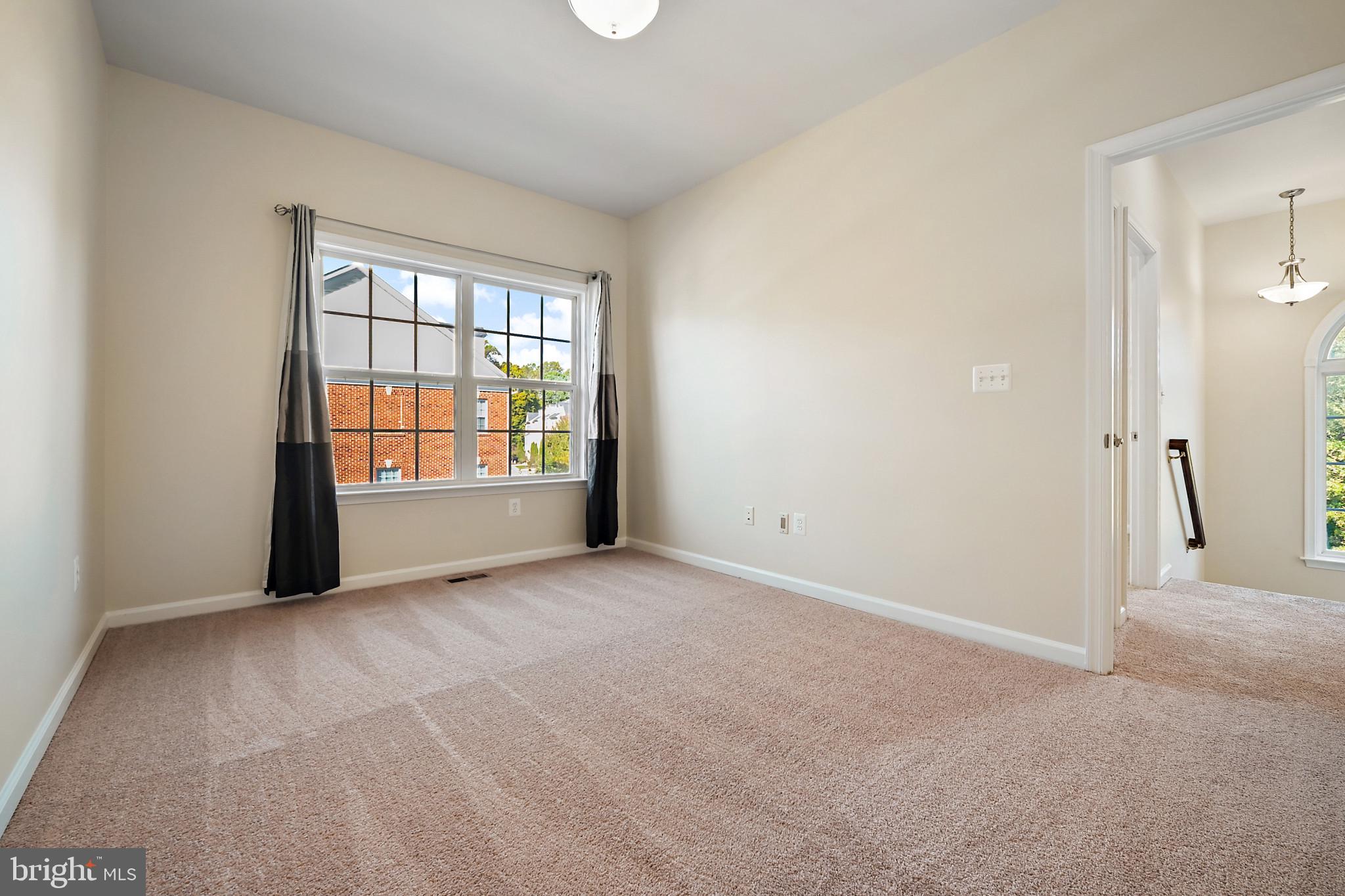 8100 Sport View Road Hyattsville, MD 20785 - Photo 19 of 39