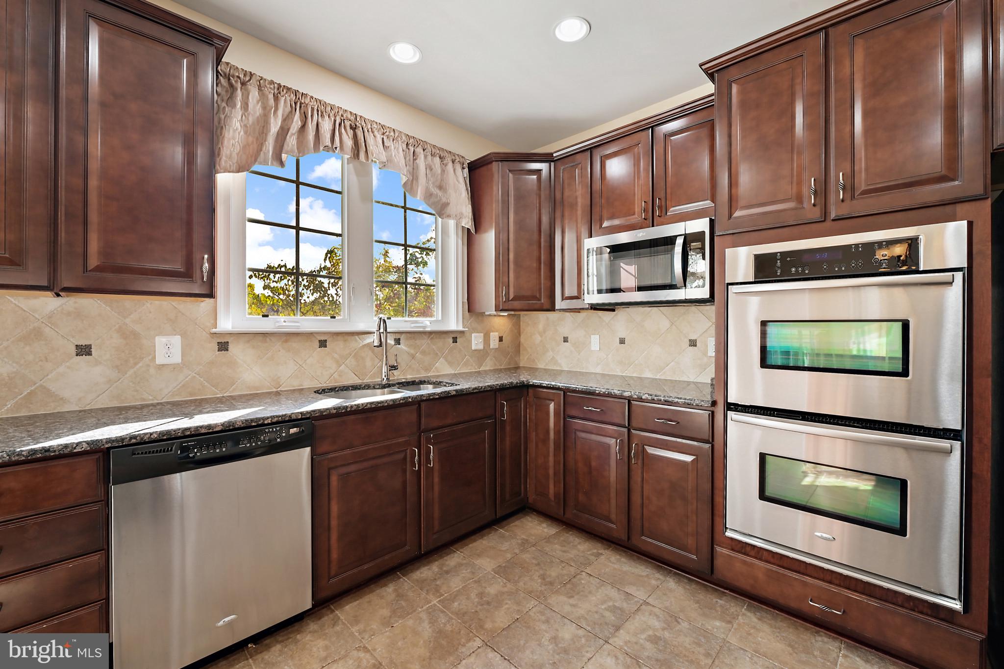 8100 Sport View Road Hyattsville, MD 20785 - Photo 10 of 39