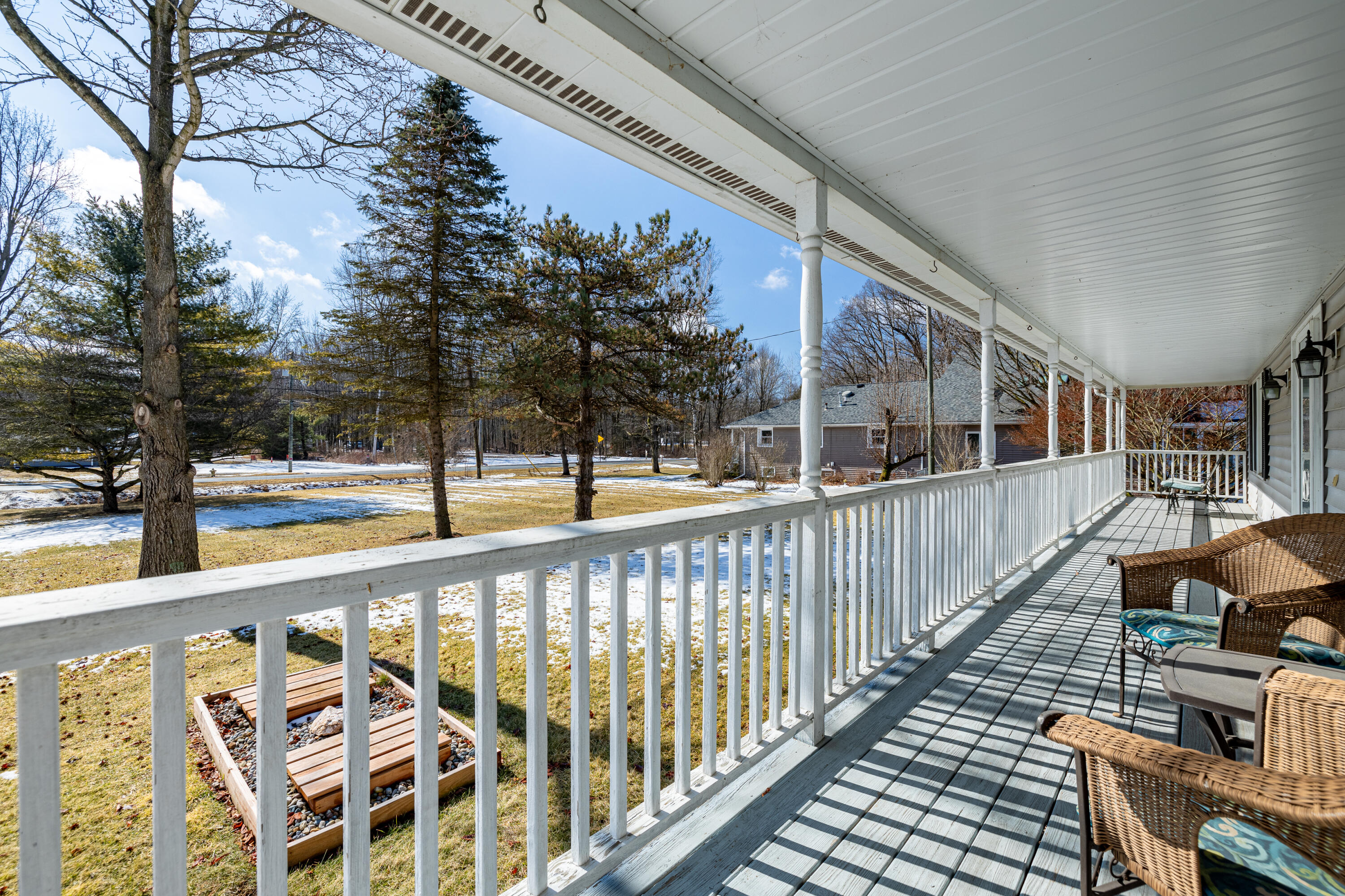 9285 Willow Road Willis, MI 48191 - Photo 3 of 42 9285 Willow Rd (7 of 54)