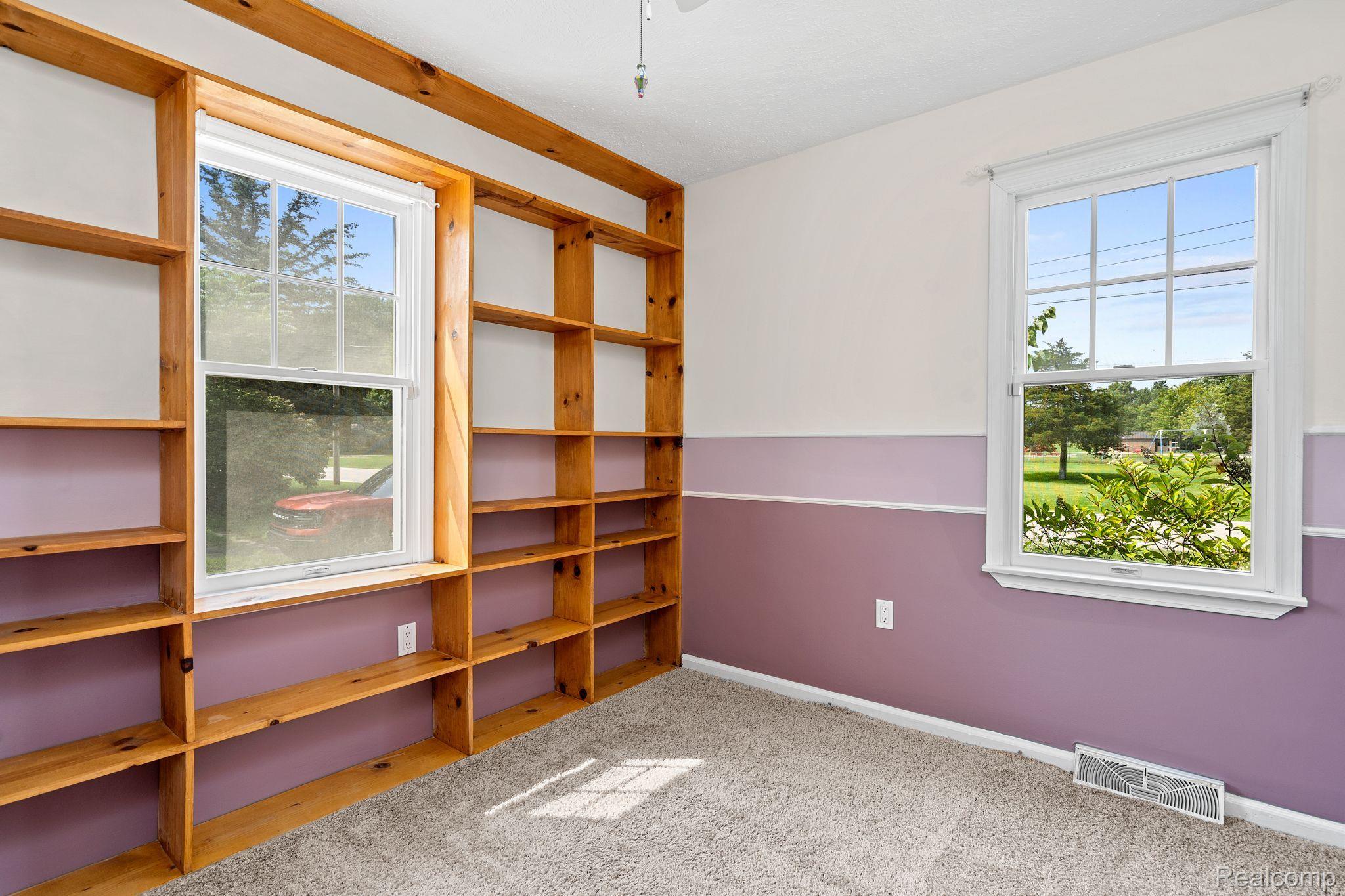 435 West Livingston Road Highland, MI 48357 - Photo 19 of 27 Gallery Image 19