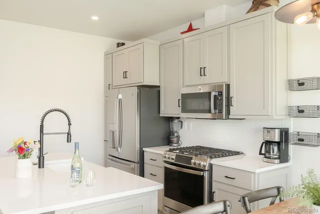 $712,000 | 109 Eagle Ridge Drive, Unit B4, Granby, CO 80446