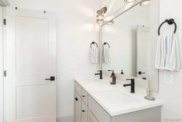 $712,000 | 109 Eagle Ridge Drive, Unit B4, Granby, CO 80446