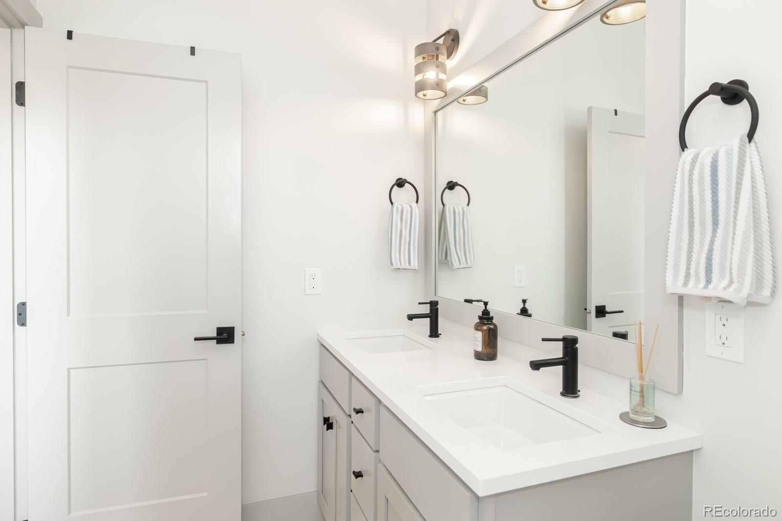 109 Eagle Ridge Drive, Unit B4 Granby, CO 80446 - Photo 32 of 48