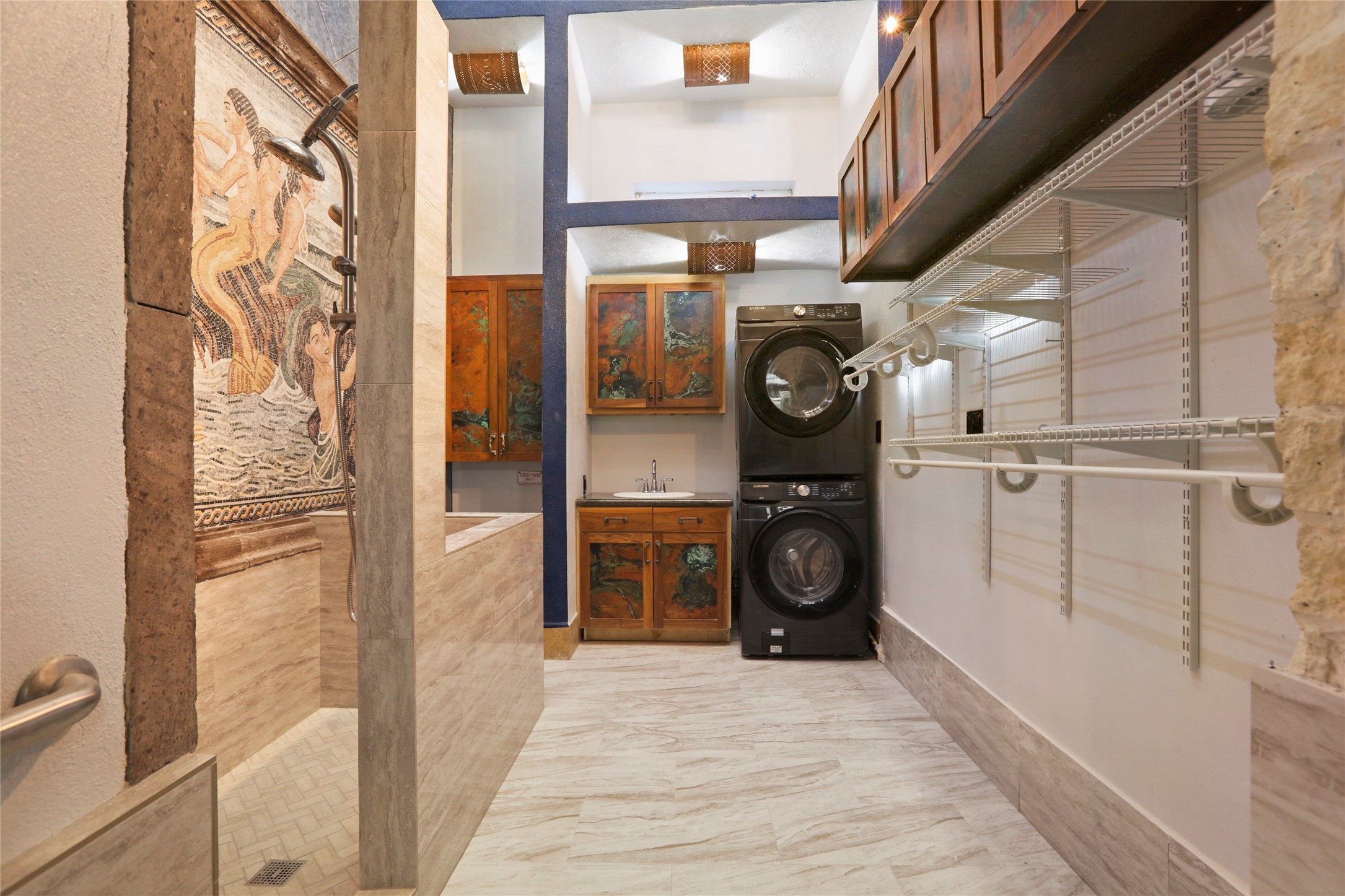 614 Pine Gully Road, Unit LOFT Seabrook, TX 77586 - Photo 7 of 29 a utility room with dryer and washer