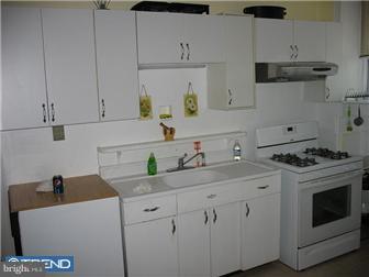 2249 Knorr Street Philadelphia, PA 19149 - Photo 5 of 12 Kitchen