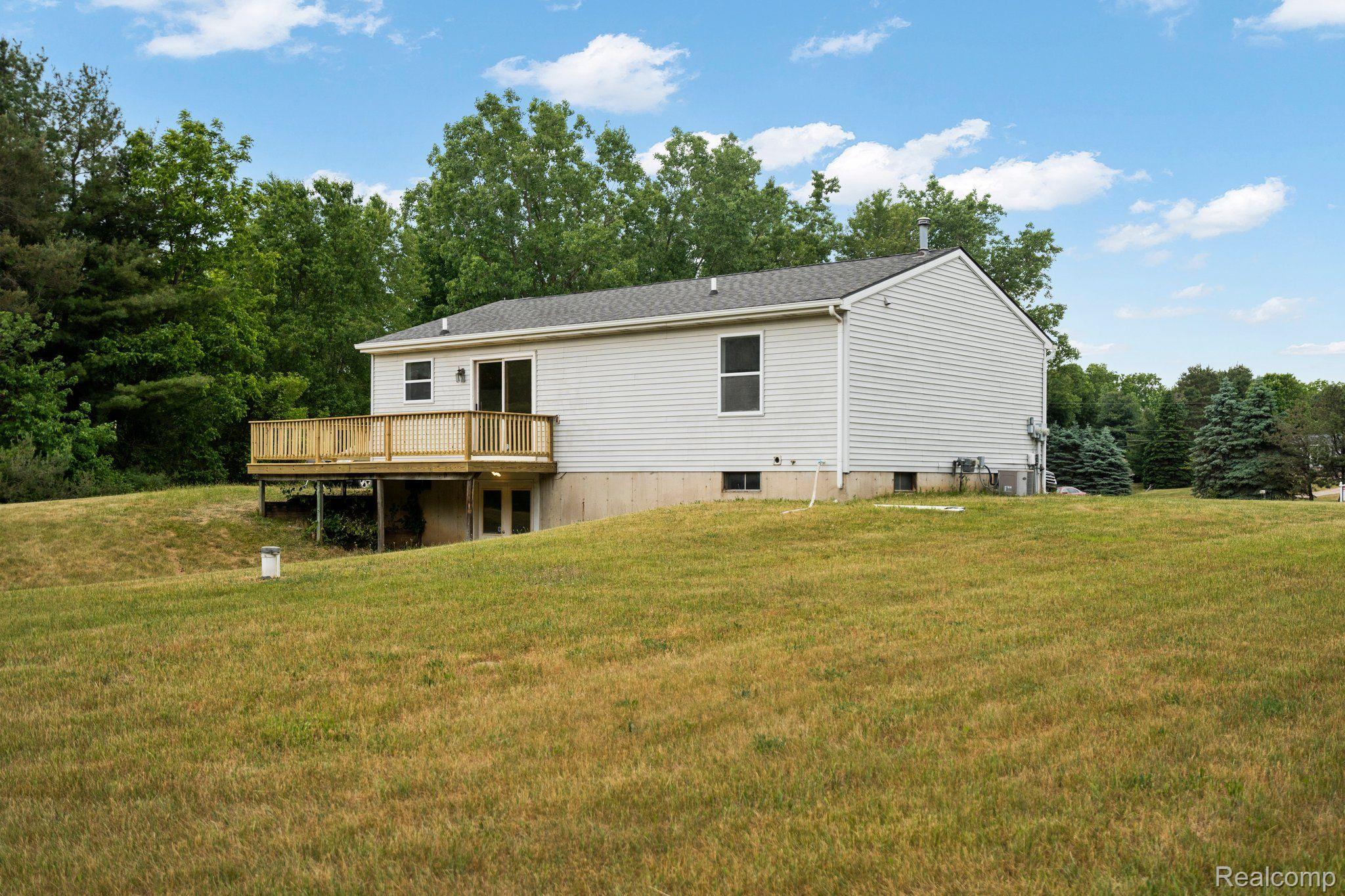 9775 West Allen Road Fowlerville, MI 48836 - Photo 21 of 21 Back of Home
