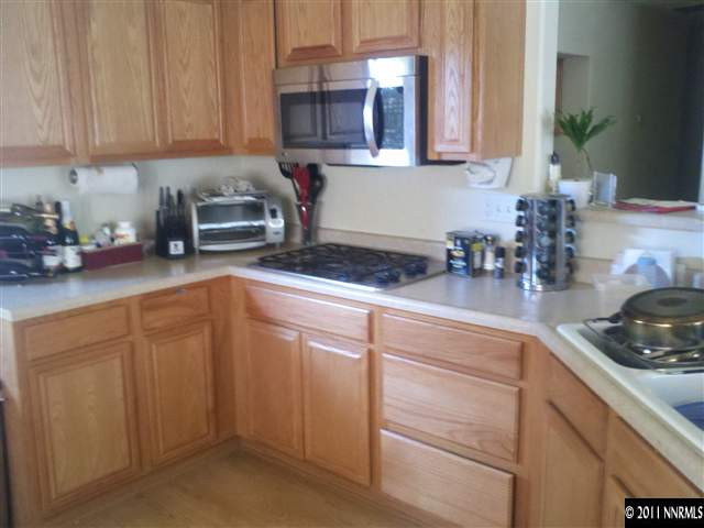 20997 Cameron Court Reno, NV 89508 - Photo 3 of 13 Photo 3