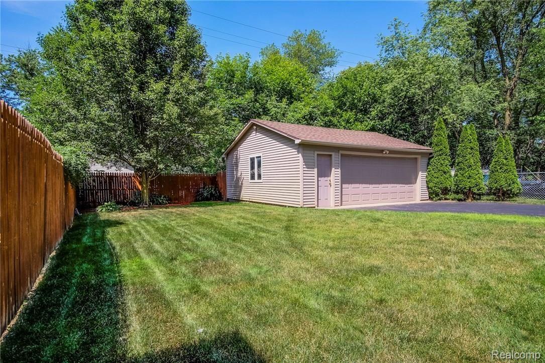 4719 Eagle Road Highland, MI 48356 - Photo 23 of 26 24.jpg