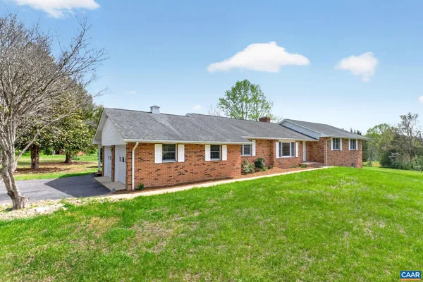 $799,900 | 10694 Rockfish Valley Highway, Afton, VA 22920