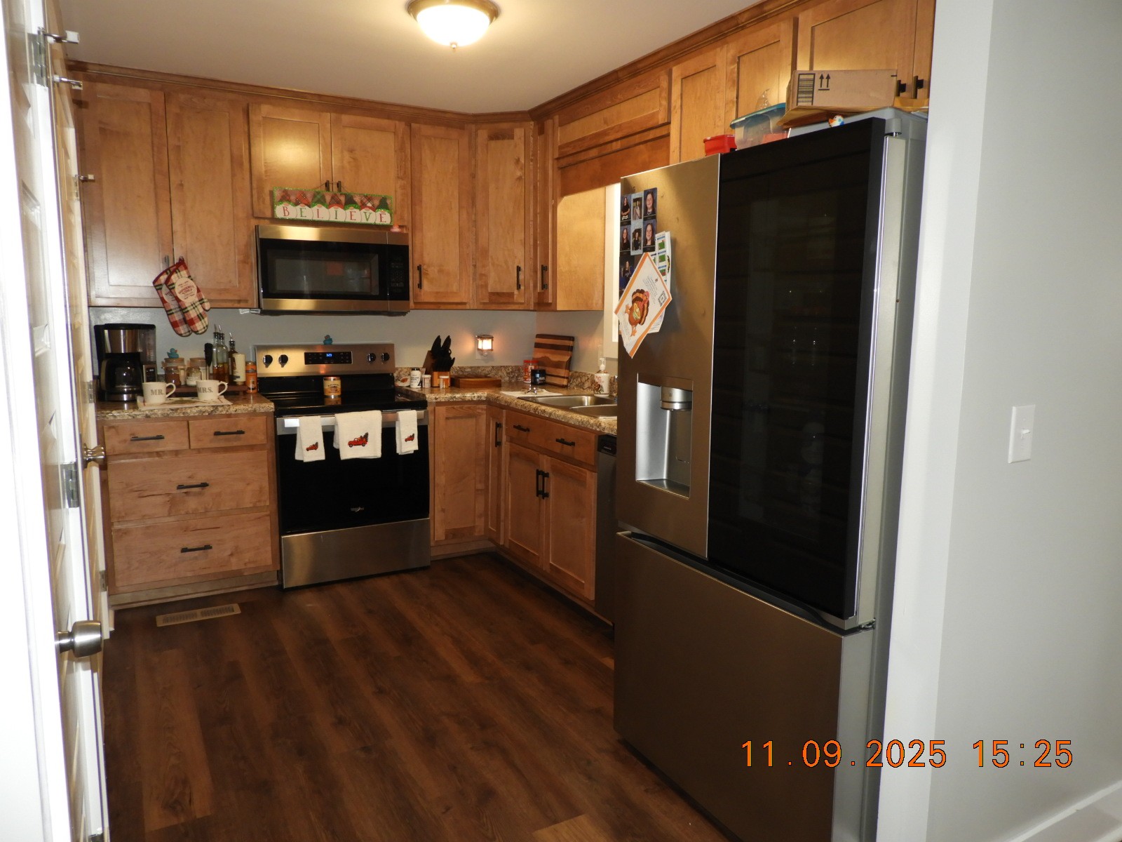 3135 Oak Grove Road Goodspring, TN 38460 - Photo 46 of 62 a kitchen with stainless steel appliances granite countertop a refrigerator and a stove top oven