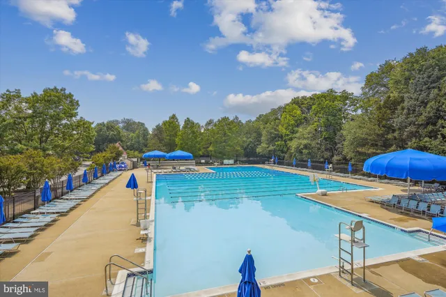 $975,000 | 15320 Jordans Journey Drive, Centreville, VA 20120