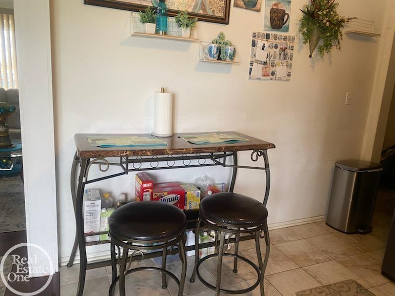24900 Roxana Avenue Eastpointe, MI 48021 - Photo 11 of 13 50139563-5af32361-b50d-41fb-9752-7280ea44dcdf.JPG