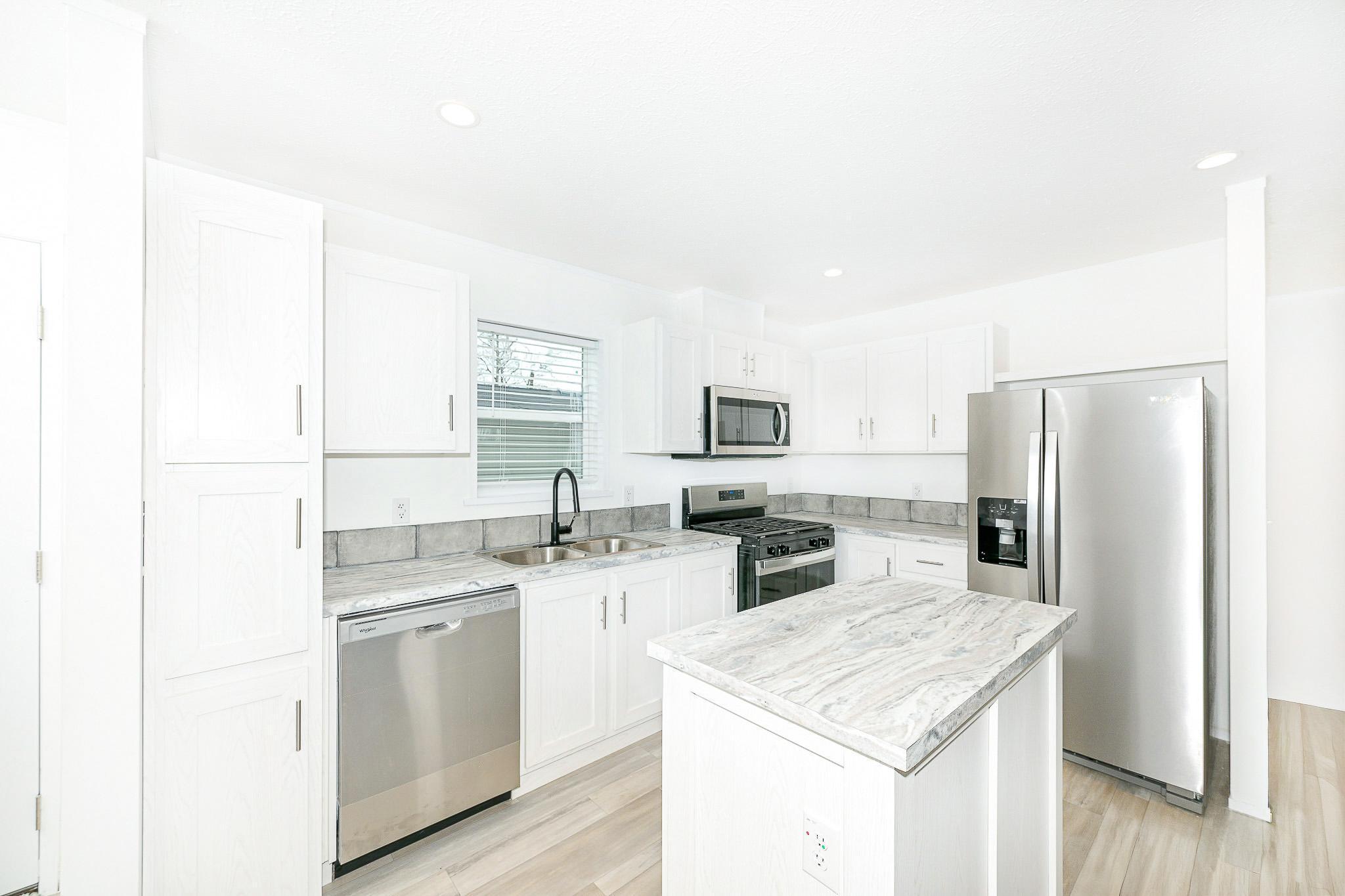 111 South Teak Avenue Duluth, MN 55811 - Photo 22 of 36