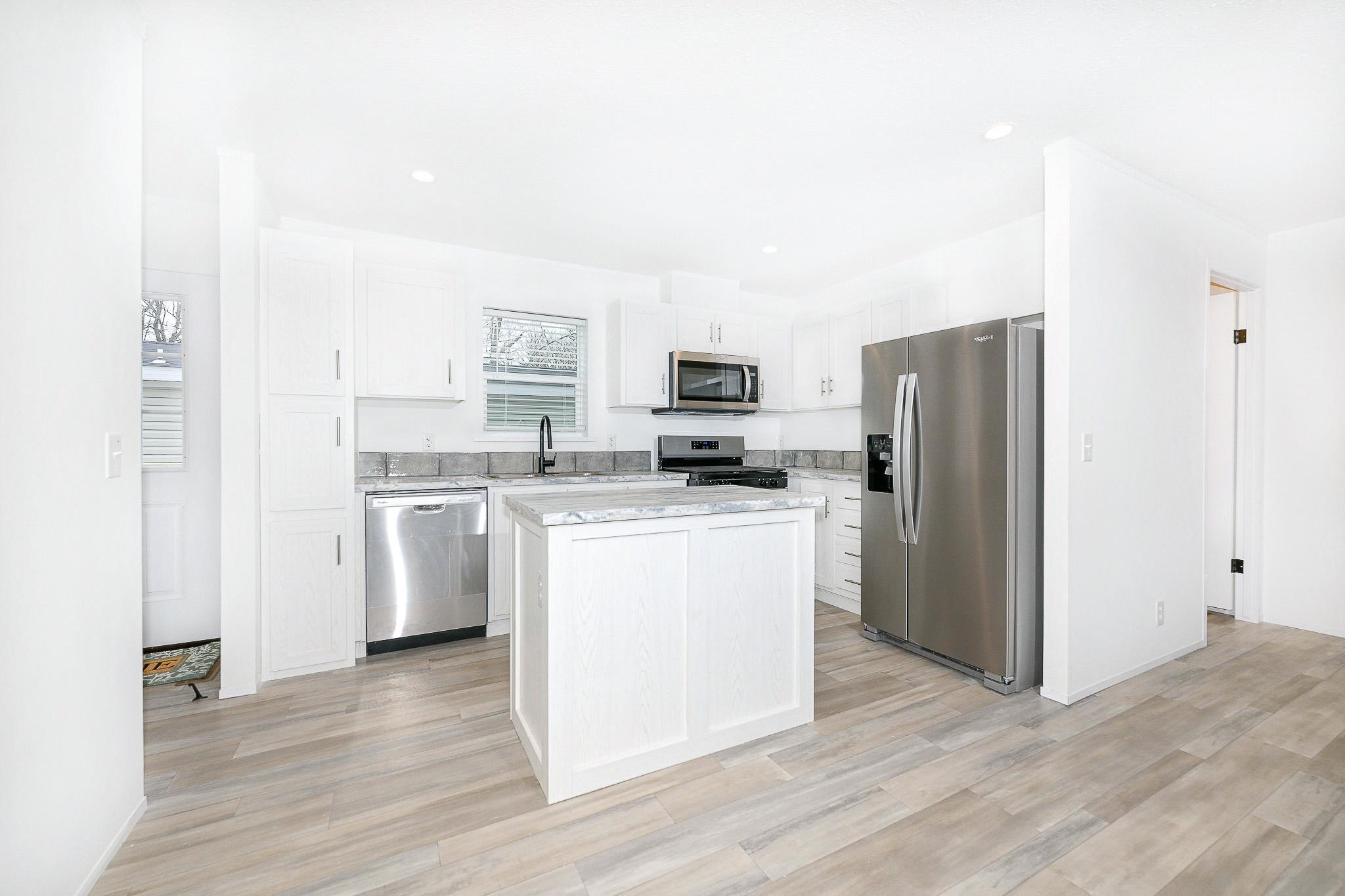 111 South Teak Avenue Duluth, MN 55811 - Photo 9 of 36