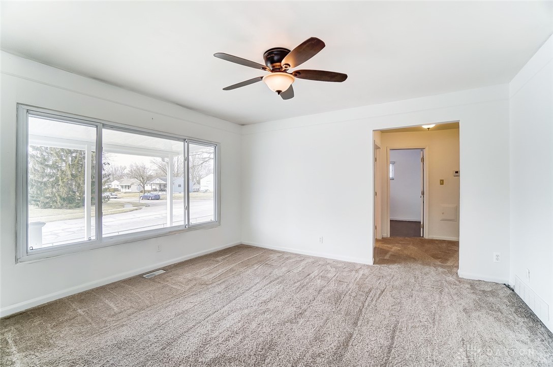 370 Spinning Road Riverside, OH 45431 - Photo 7 of 33