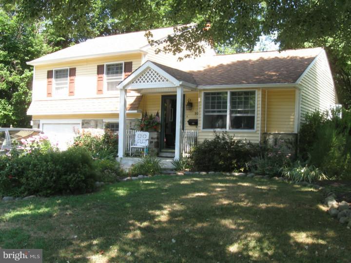 1031 Catalpa Road Warminster, PA 18974 - Photo 1 of 15 Exterior Front