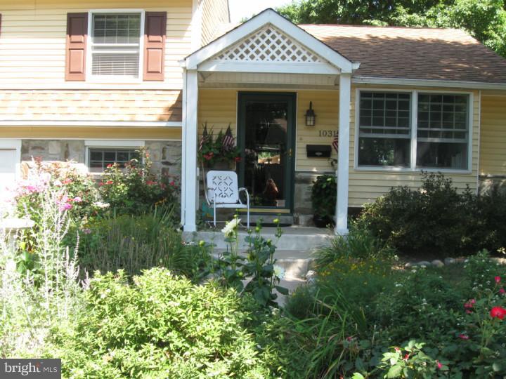 1031 Catalpa Road Warminster, PA 18974 - Photo 2 of 15 Exterior Front