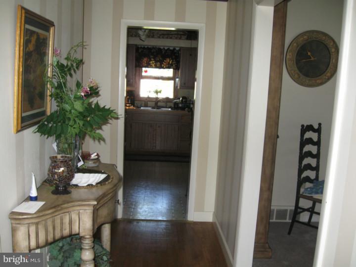 1031 Catalpa Road Warminster, PA 18974 - Photo 3 of 15 Foyer