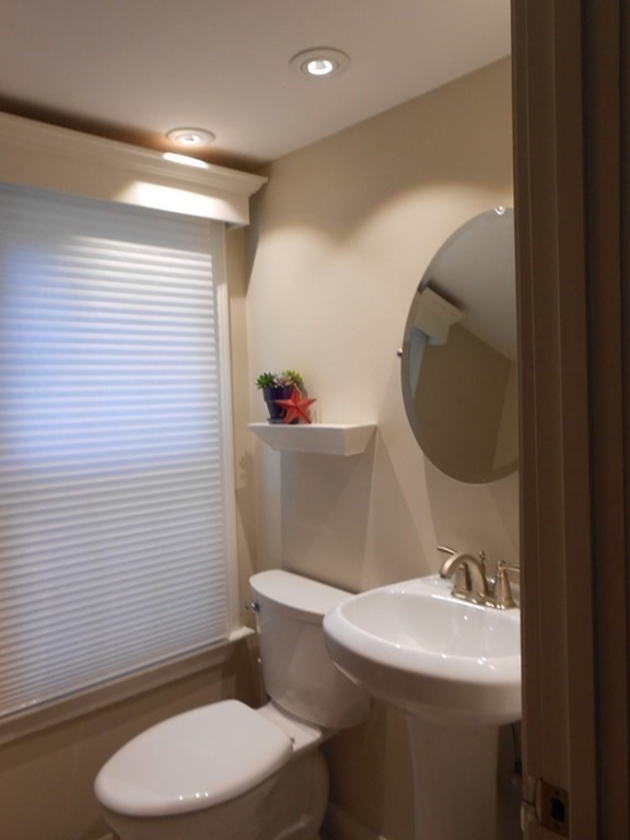 6 Piper Road Acton, MA 01720 - Photo 6 of 28 Gallery Image 6