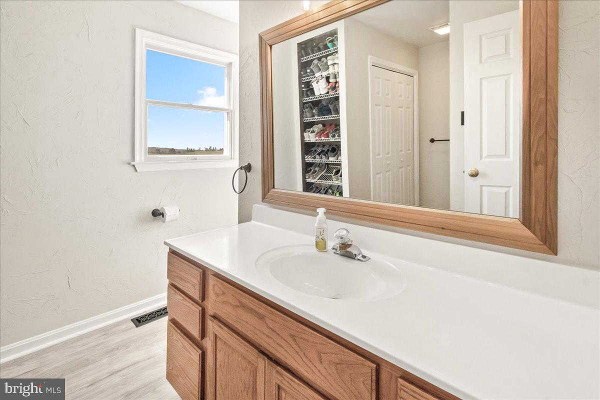 4769 Wentz Road Manchester, MD 21102 - Photo 23 of 50 Primary Bath