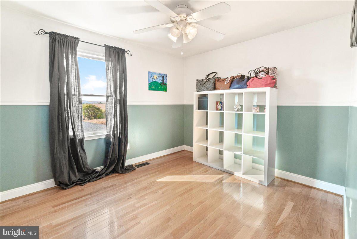 4769 Wentz Road Manchester, MD 21102 - Photo 25 of 50 3rd bedroom