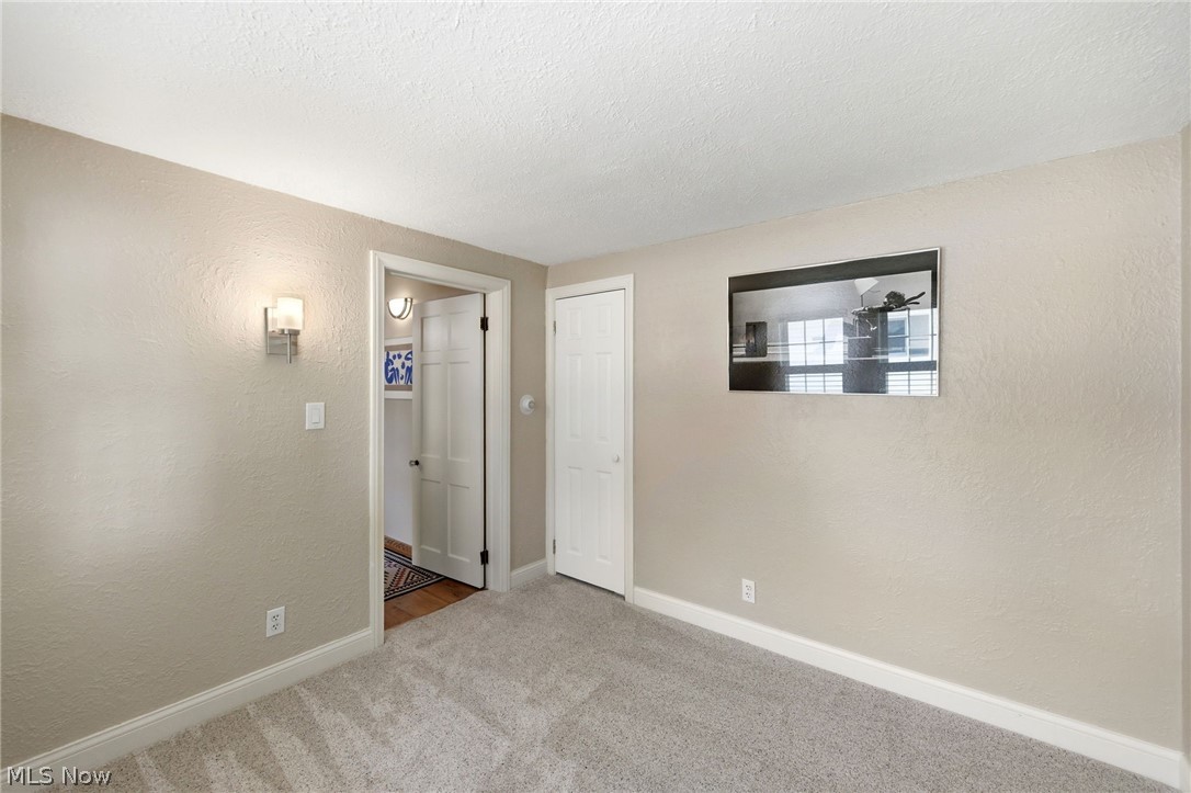 233 Sunset Road Avon Lake, OH 44012 - Photo 24 of 50 Bedroom with carpet flooring