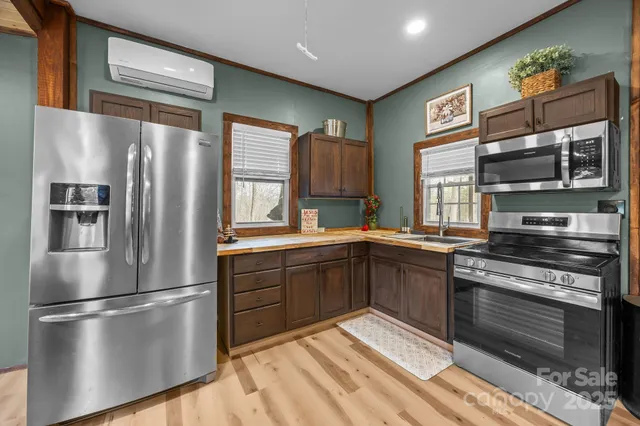 $375,000 | 4565 Rob Neal Road, Heath Springs, SC 29058