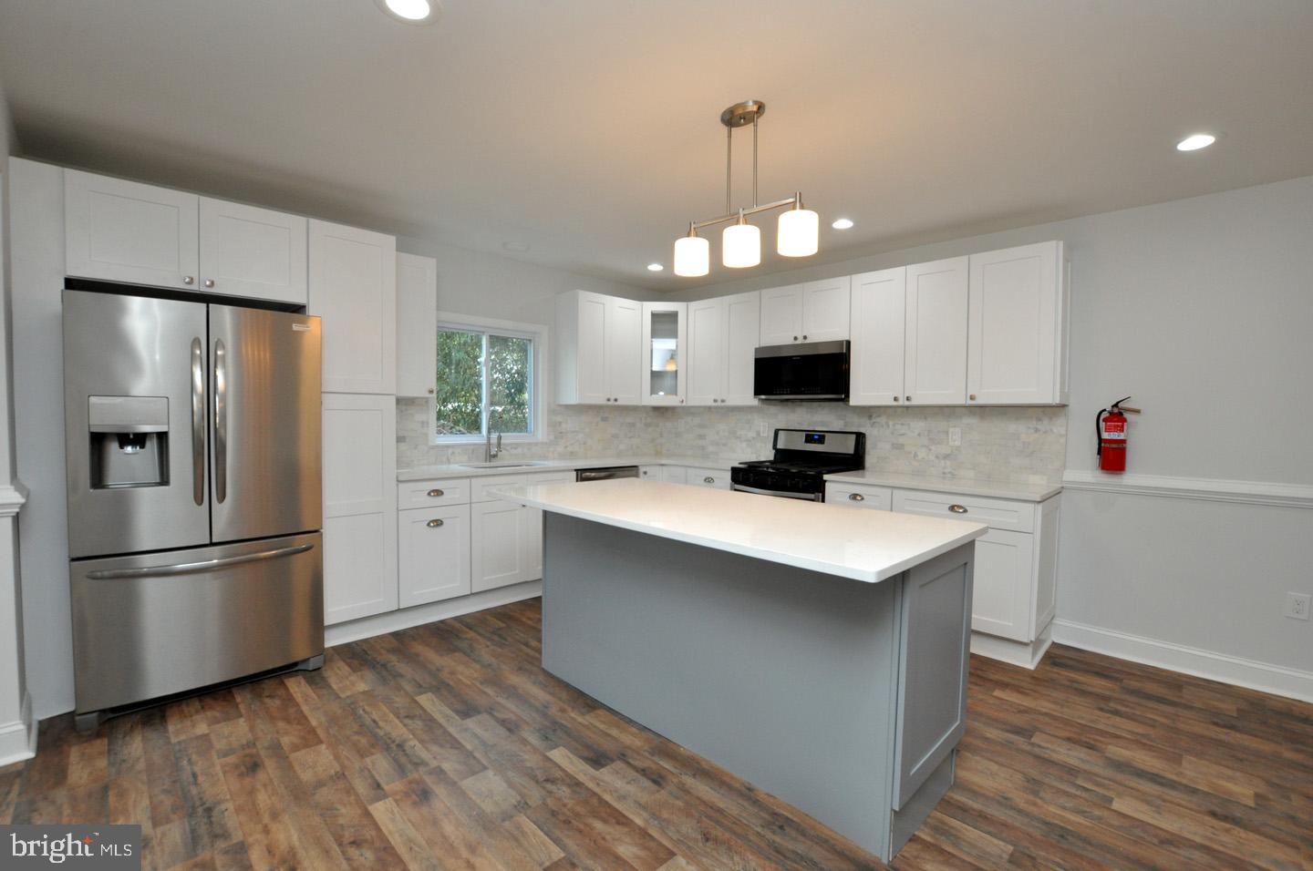 1126 Prospect Ridge Boulevard Haddon Heights, NJ 08035 - Photo 5 of 28 Kitchen with Center Island