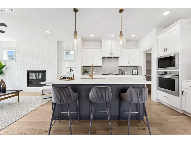 $675,000 | 3602 Southeast Nebula Lane, Hillsboro, OR 97123