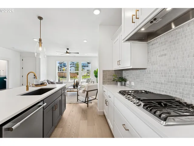 $675,000 | 3602 Southeast Nebula Lane, Hillsboro, OR 97123