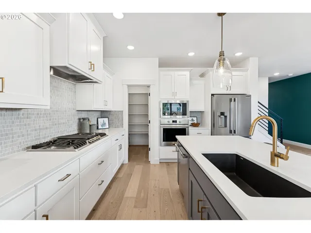 $675,000 | 3602 Southeast Nebula Lane, Hillsboro, OR 97123