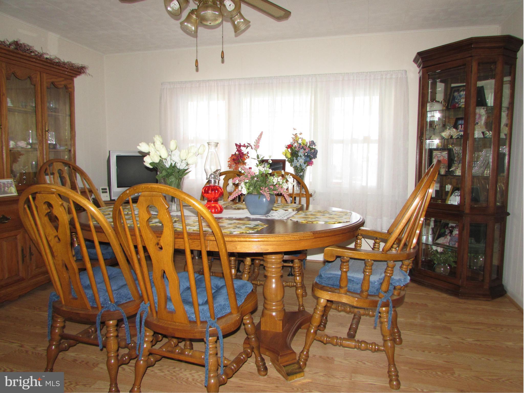12422 Flack Street Silver Spring, MD 20906 - Photo 9 of 17 Dining Room