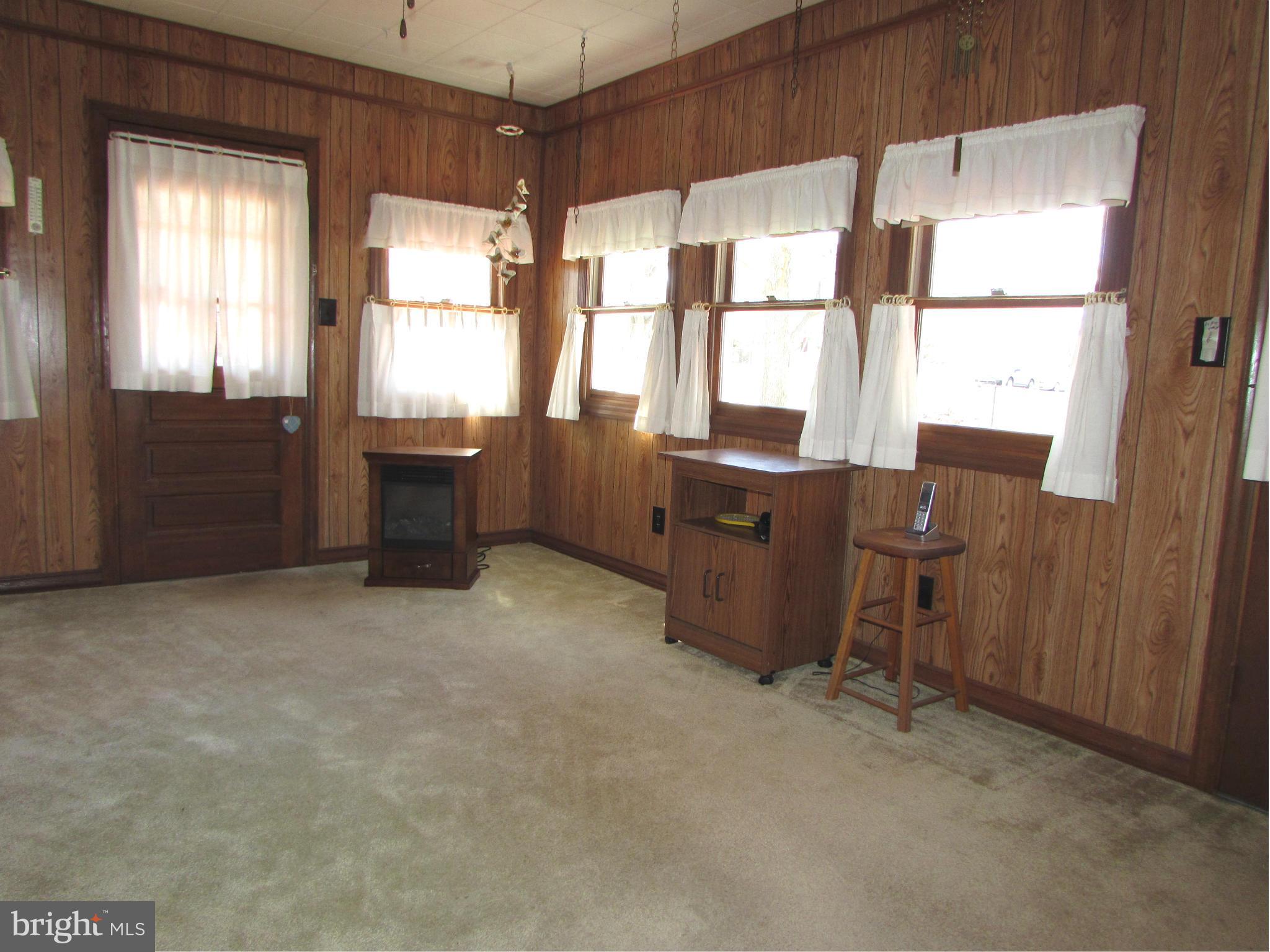 12422 Flack Street Silver Spring, MD 20906 - Photo 10 of 17 Interior (General)