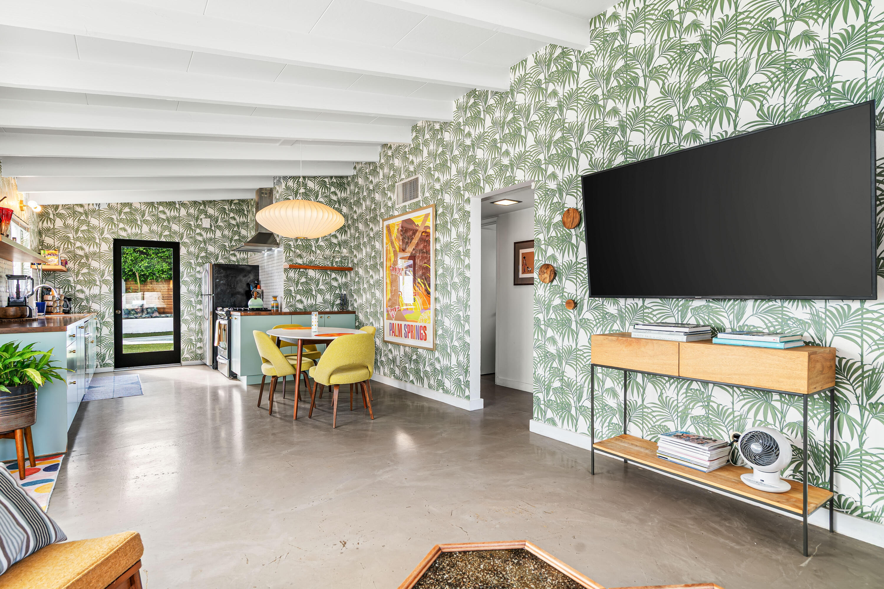 1655 Tamarisk Road Palm Springs, CA 92262 - Photo 11 of 29 IMG-13