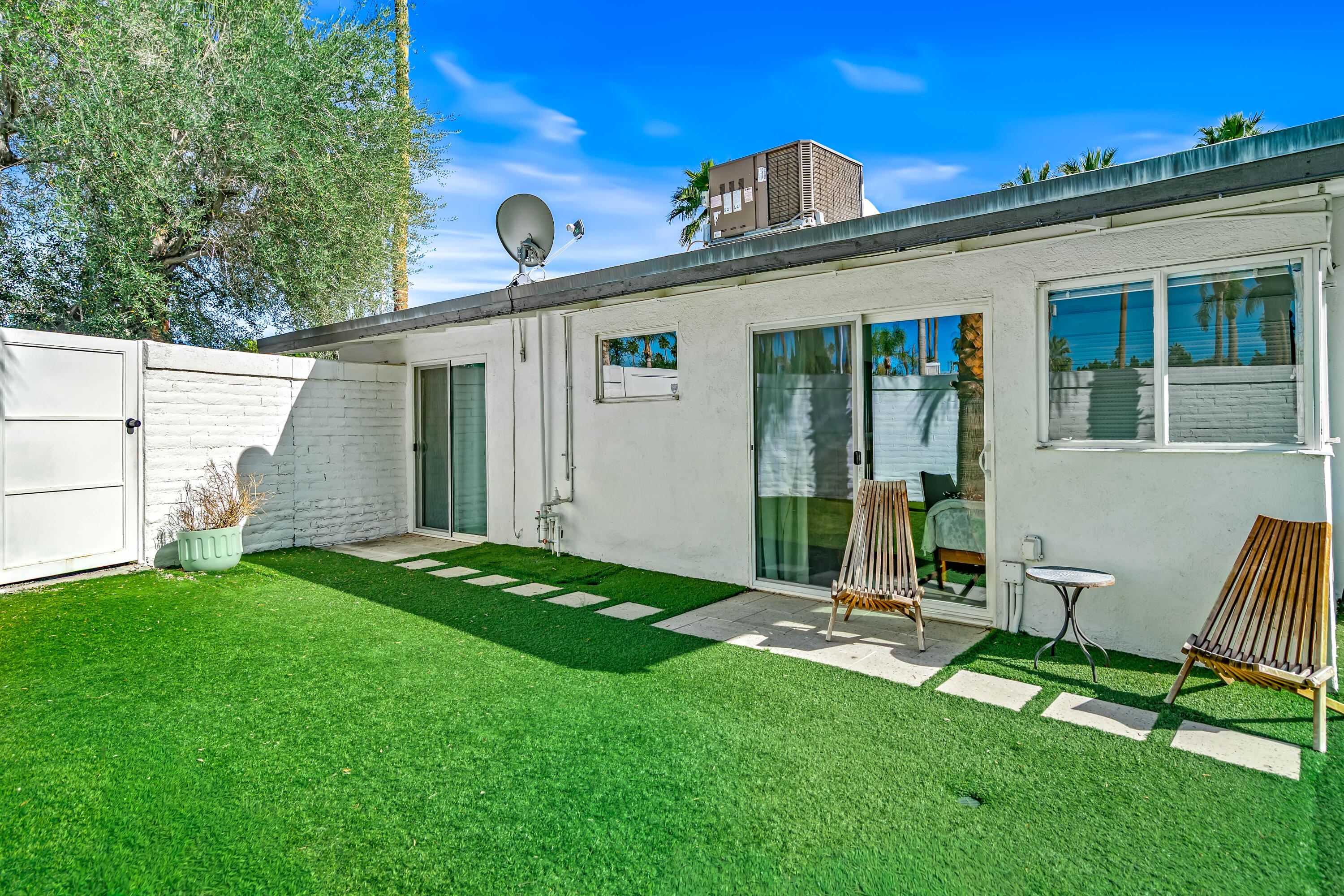 1655 Tamarisk Road Palm Springs, CA 92262 - Photo 26 of 29 IMG-42