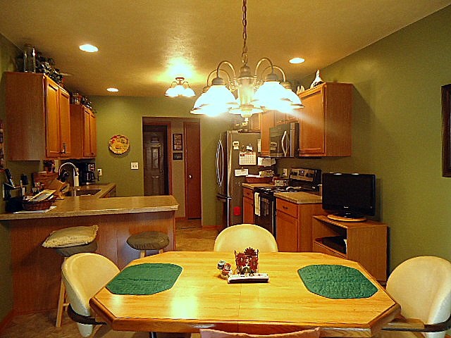 571 Barley Ridge Trail Freeport, IL 61032 - Photo 12 of 19 Gallery Image 12