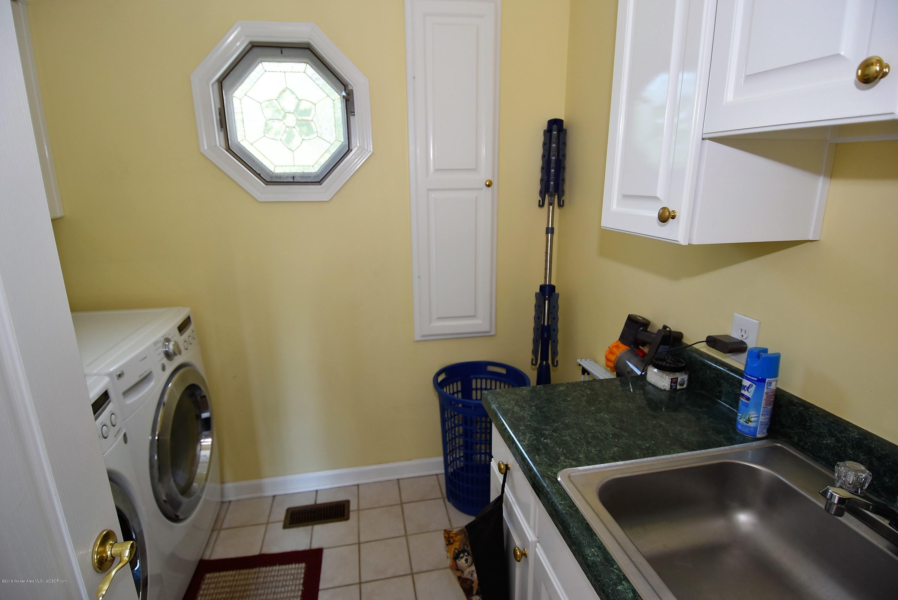 349 Robinson Loop Jasper, AL 35504 - Photo 25 of 36 Gallery Image 25