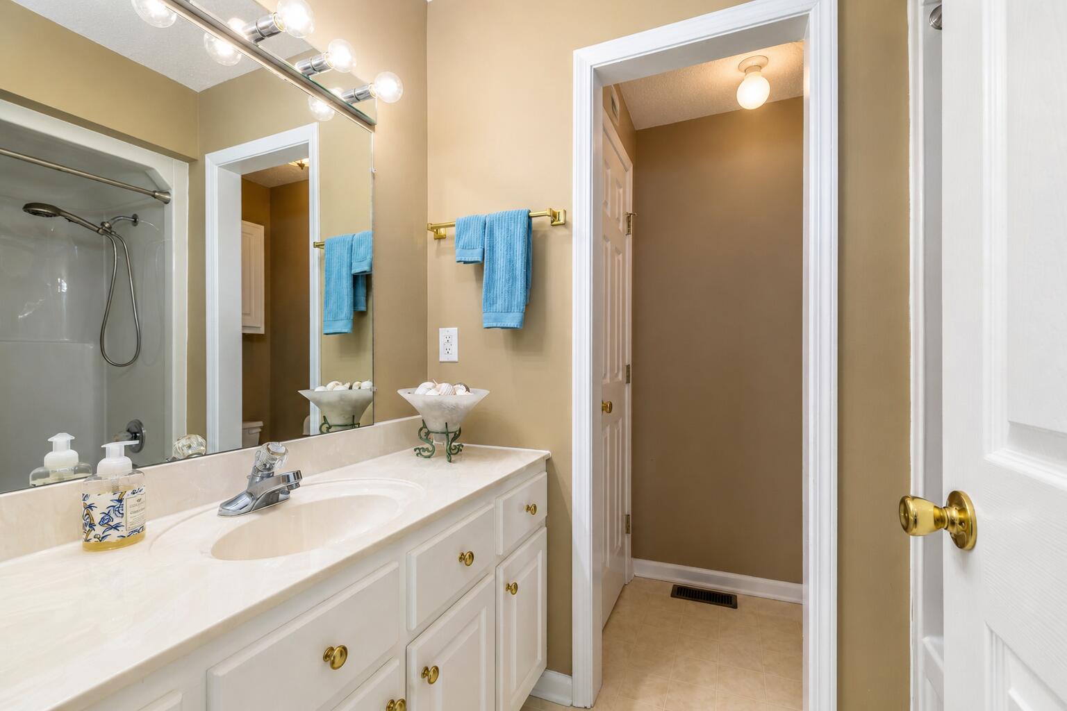 85 Ridge Lake Drive Manning, SC 29102 - Photo 34 of 62 OWNER'S SUITE