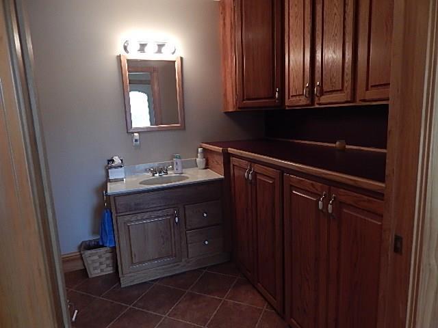 47 Oak Hill Road Orrington, ME 04474 - Photo 11 of 35 Photo