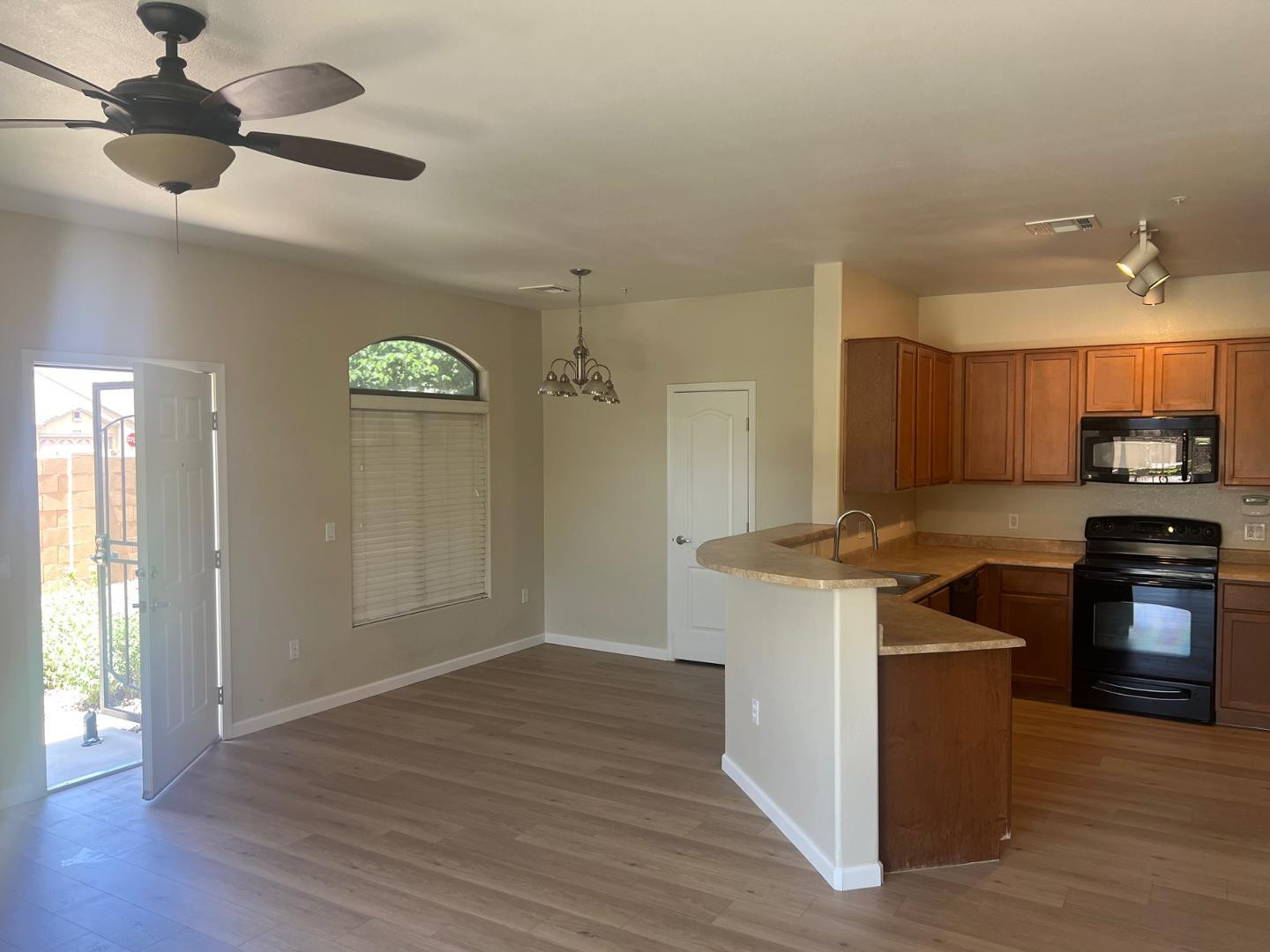 1350 South Greenfield Road, Unit 1032 Mesa, AZ 85206 - Photo 5 of 22 Photo #7