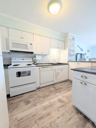 $1,350 | 4350 Intercoastal Drive, Unit 2302A, Little River, SC 29566