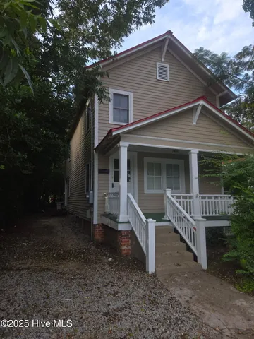 $1,850 | 611 Johnson Street, New Bern, NC 28560