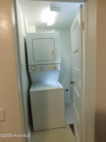 $1,500 | 611 Johnson Street, New Bern, NC 28560