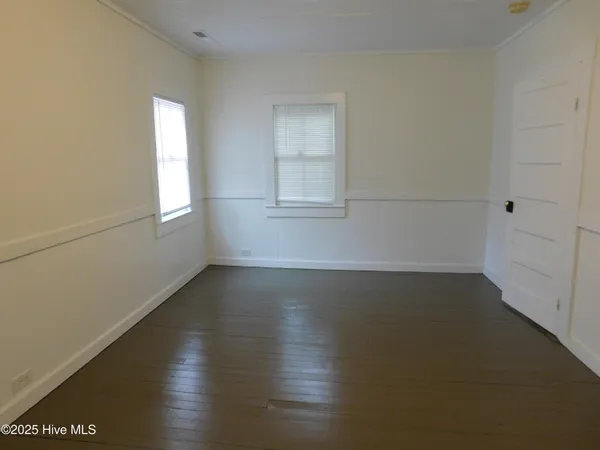 $1,500 | 611 Johnson Street, New Bern, NC 28560