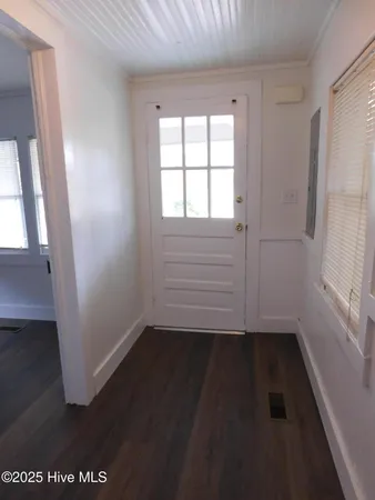 $1,500 | 611 Johnson Street, New Bern, NC 28560