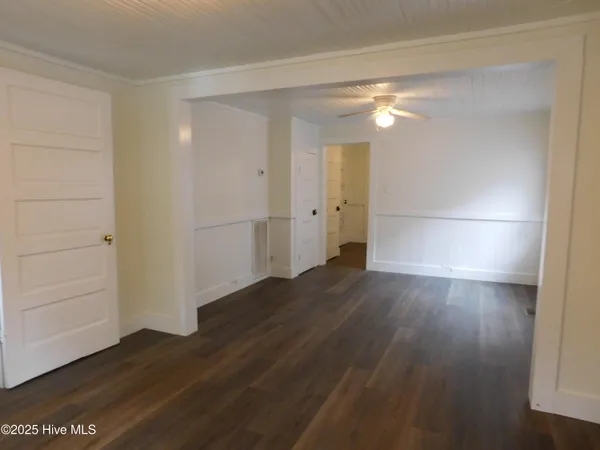 $1,500 | 611 Johnson Street, New Bern, NC 28560