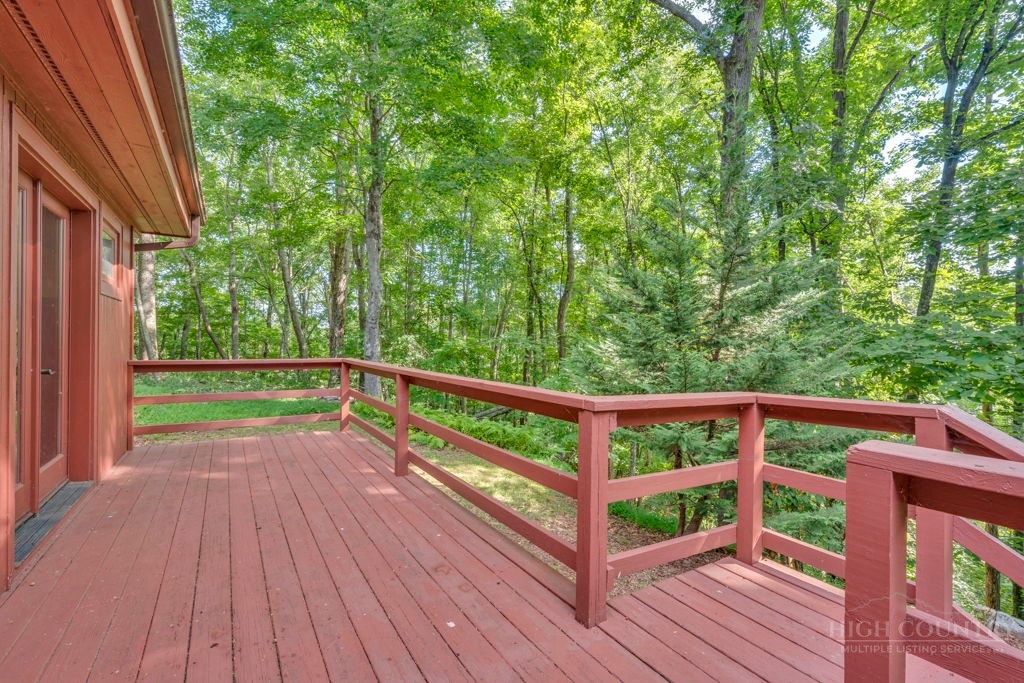 579 River Ridge Road Boone, NC 28607 - Photo 9 of 38 Gallery Image 9