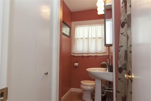 43 Fernbrook Road Northborough, MA 01532 - Photo 13 of 19 Gallery Image 13