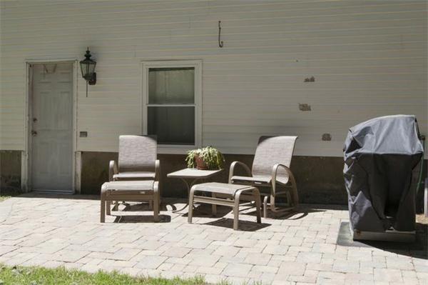 43 Fernbrook Road Northborough, MA 01532 - Photo 18 of 19 Gallery Image 18