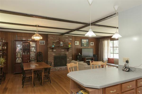 43 Fernbrook Road Northborough, MA 01532 - Photo 8 of 19 Gallery Image 8